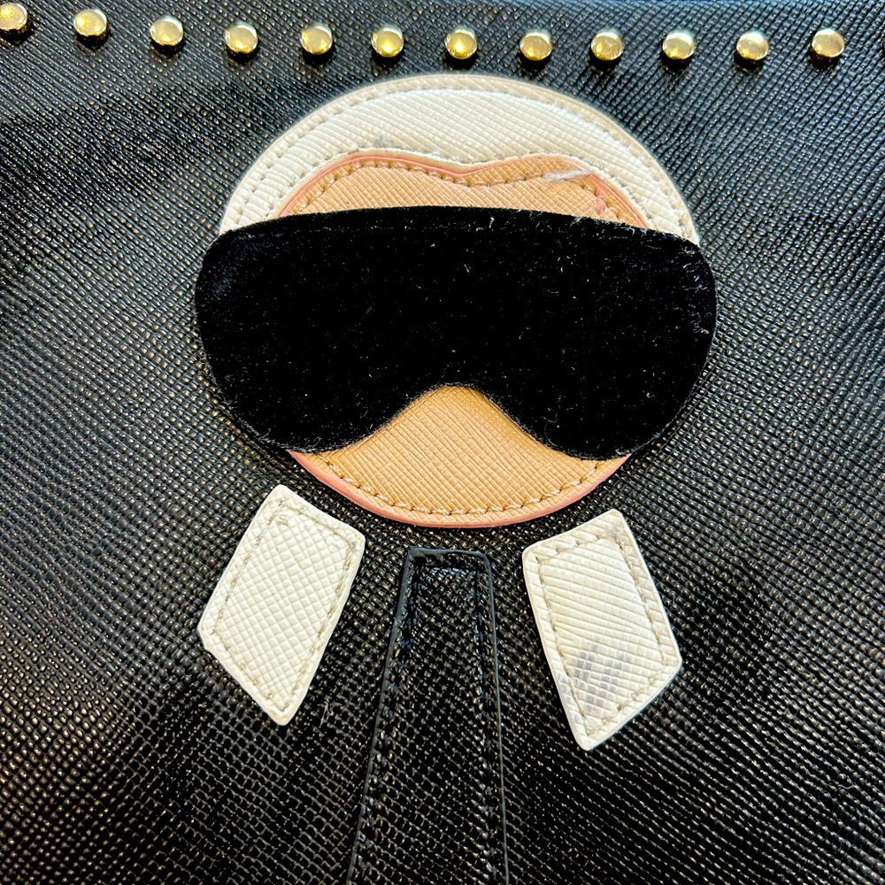 No name super cute Karl Lagerfeld clutch/crossbody tribute purse!